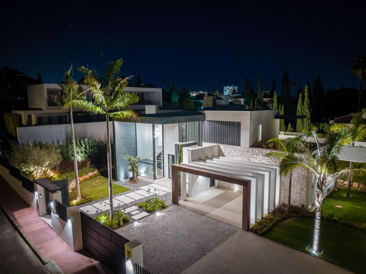 Vacation Marbella I Villa Sirius, Golf Valley, Private Heated Pool, Sauna, Billiard, Cinema, Awarded Holiday Rental 外观 照片